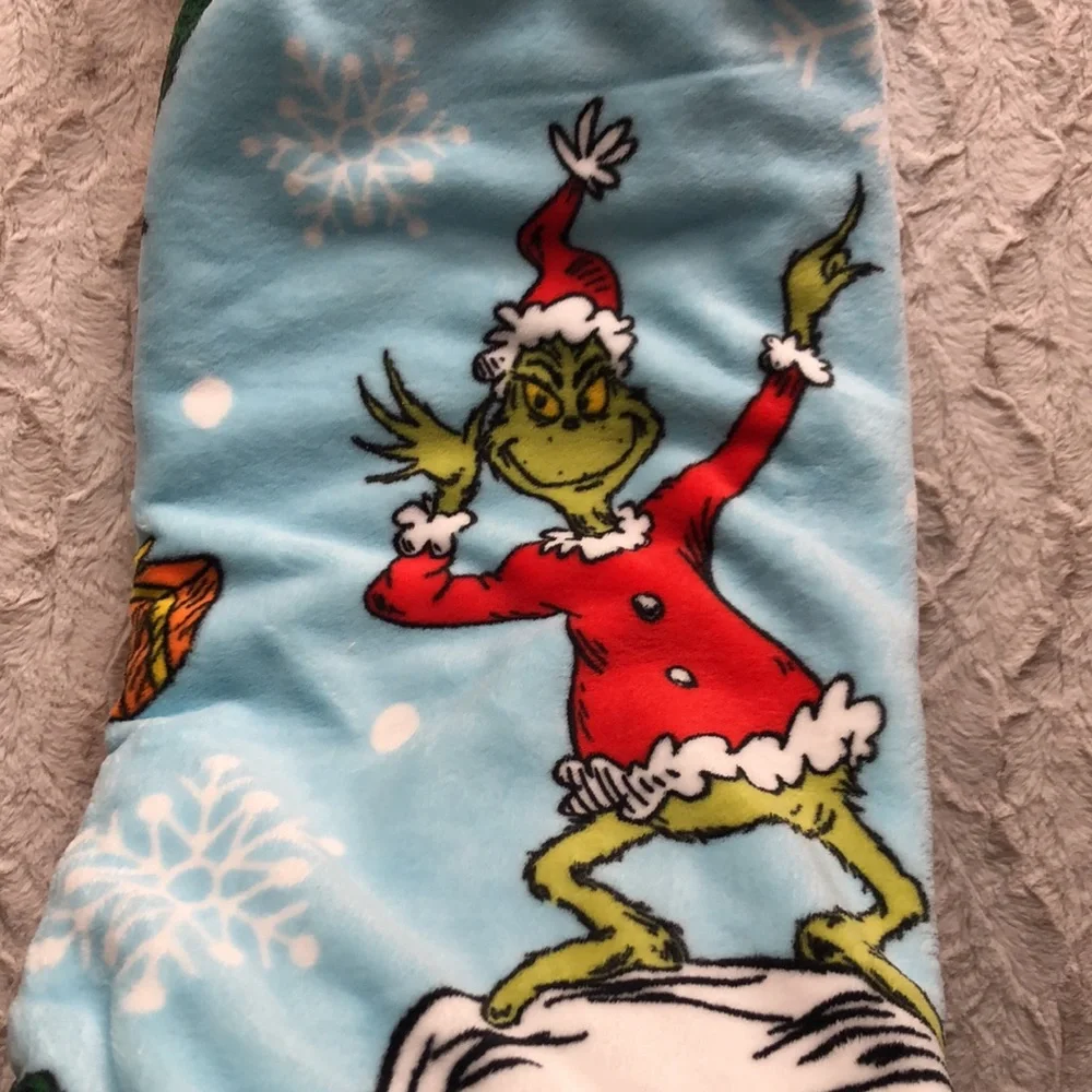 The Grinch Dr Seuss Throw Blanket - Light Blue